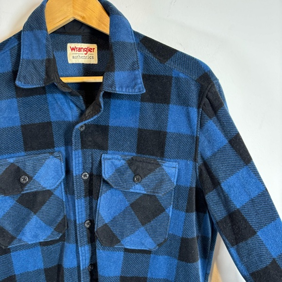 Wrangler Fleece Buffalo Check Plaid Button Down - Picture 4 of 5
